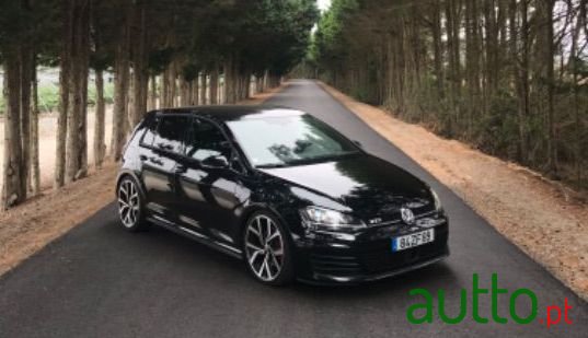 2016' Volkswagen Golf photo #1
