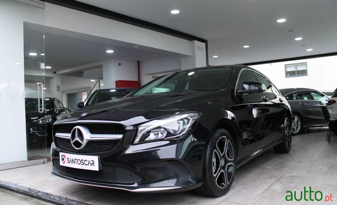 2017' Mercedes-Benz Cla-180 photo #1