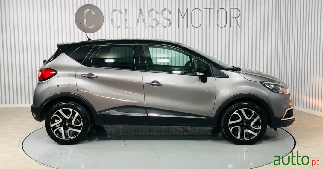 2016' Renault Captur photo #4