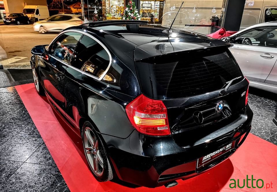 2008' BMW 123 photo #4