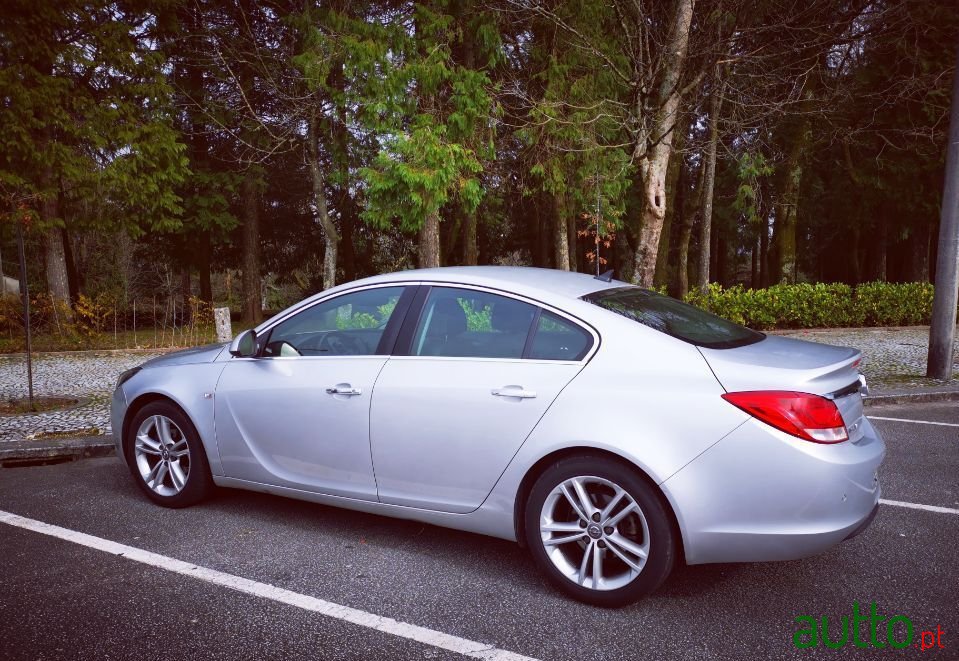2010' Opel Insignia Cosmo photo #1