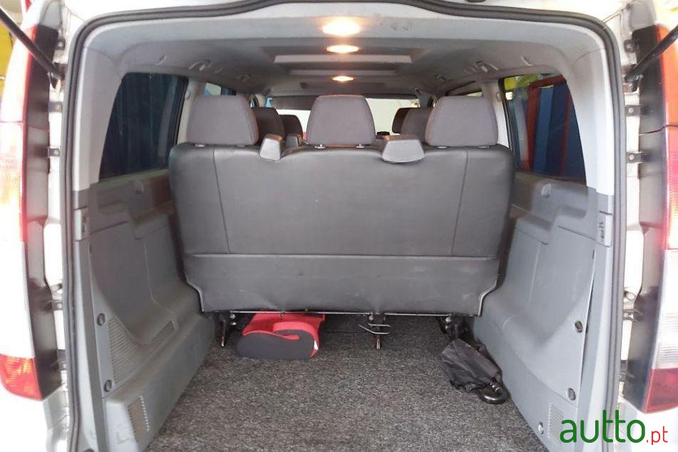 2009' Mercedes-Benz Vito photo #4