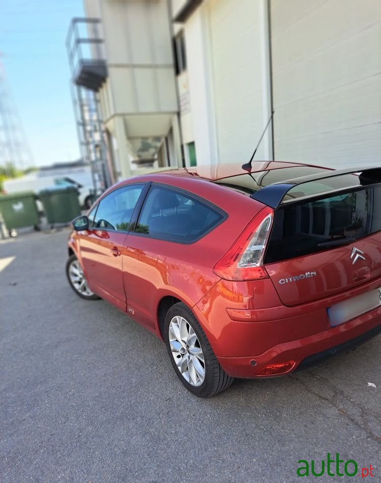 2010' Citroen C4 1.6 Thp Vts photo #3