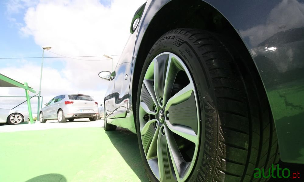 2019' Hyundai Ioniq photo #5