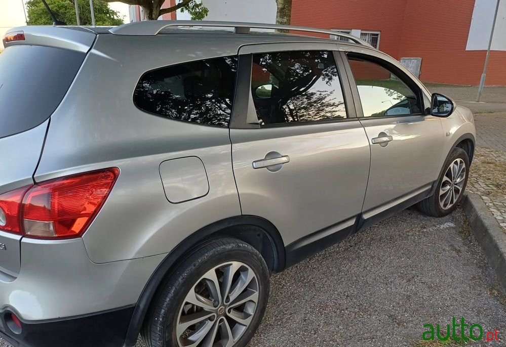 2009' Nissan Qashqai photo #2