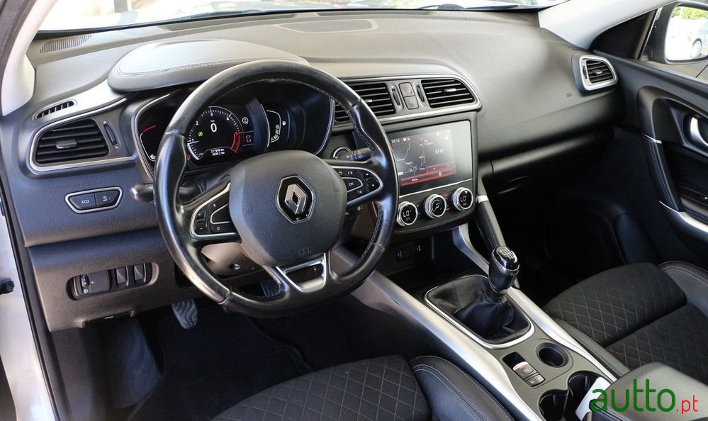 2019' Renault Kadjar 1.5 Dci Intens photo #2