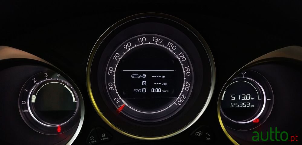 2016' DS Automobiles Ds4 photo #6