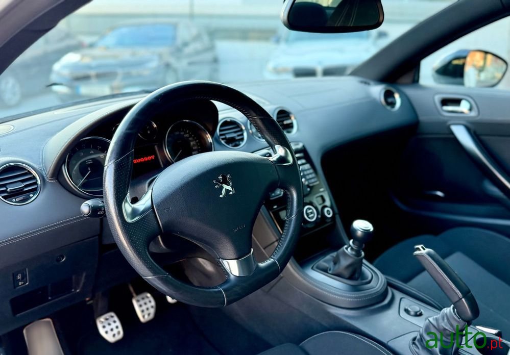 2011' Peugeot RCZ 1.6 Thp photo #4