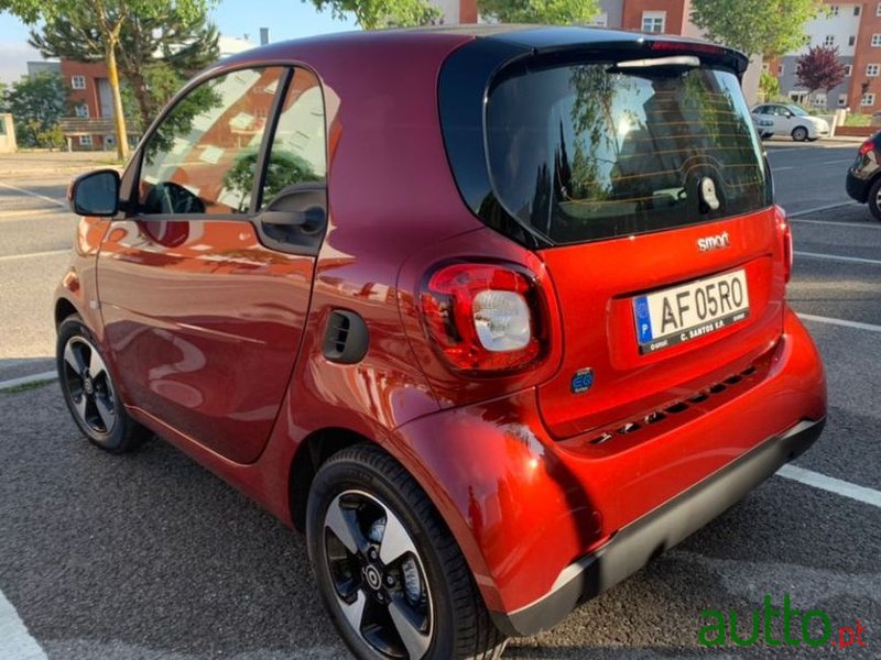 2021' Smart Fortwo Passion photo #4
