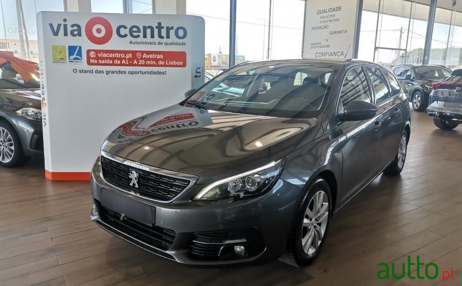 2018' Peugeot 308 Sw photo #1