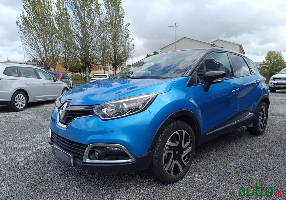 2014' Renault Captur photo #2