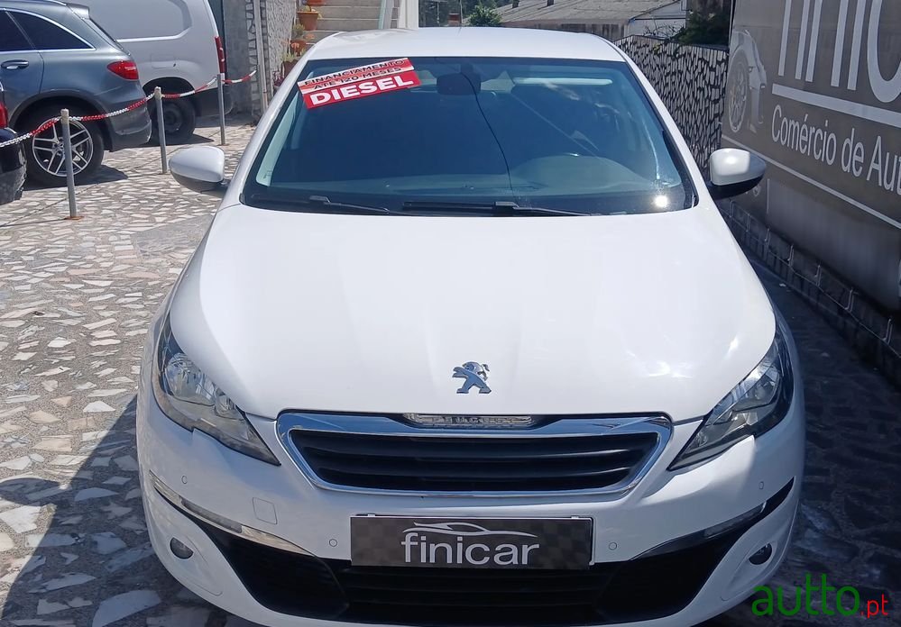 2014' Peugeot 308 1.6 Hdi Active photo #3