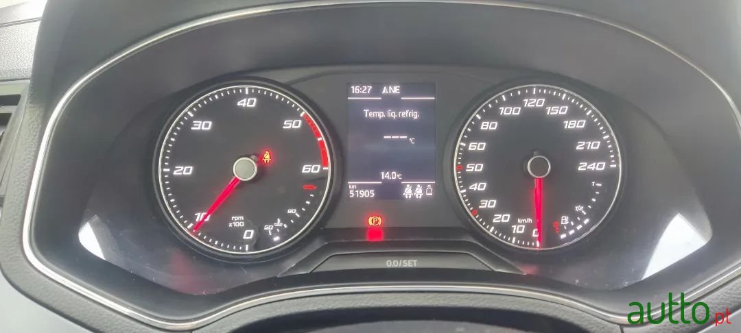 2018' SEAT Arona photo #5