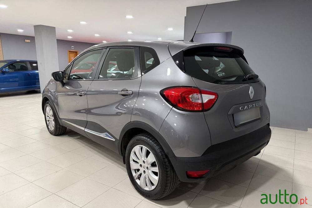 2013' Renault Captur 1.5 Dci Exclusive photo #2