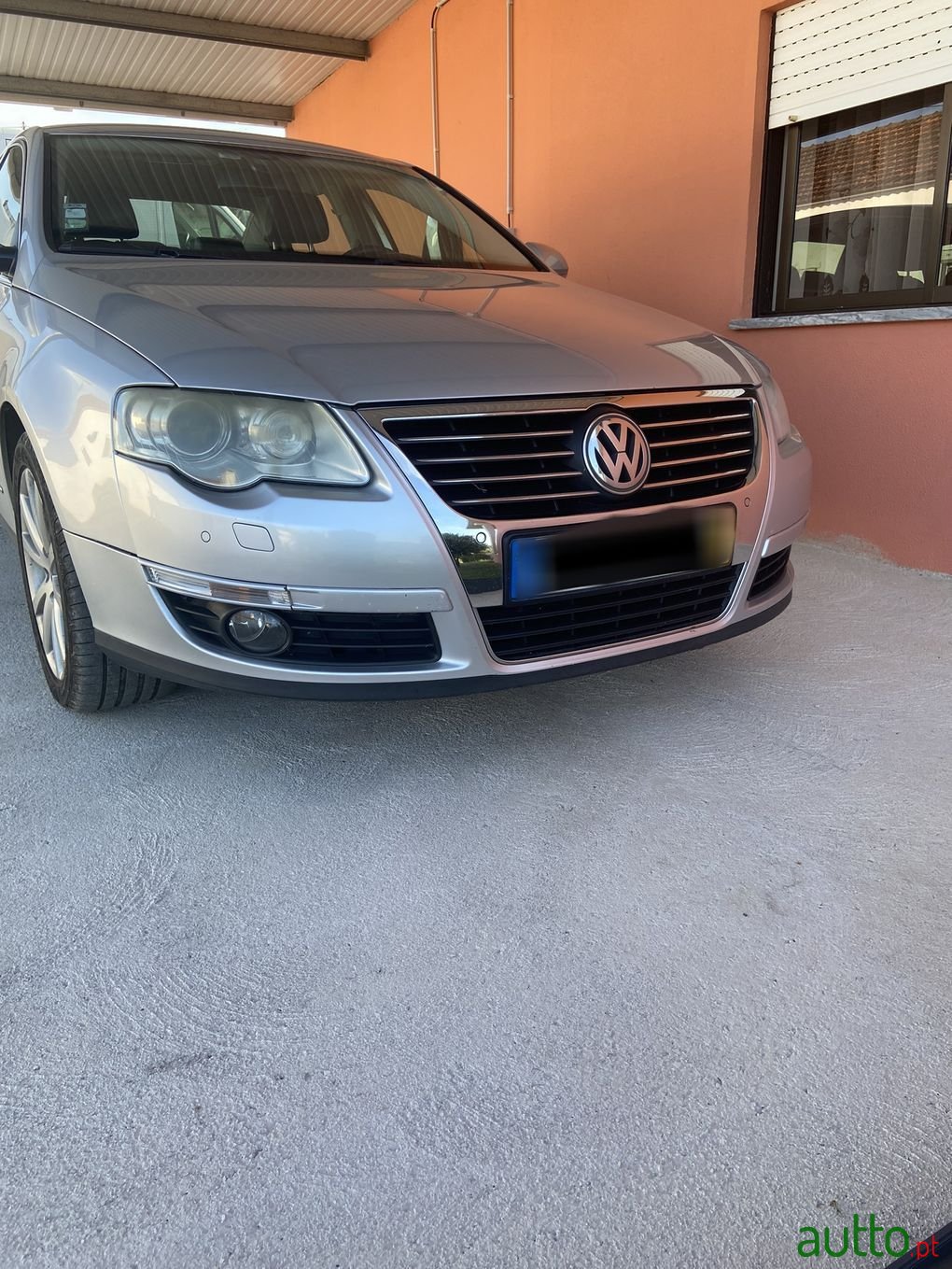 2008' Volkswagen Passat photo #5