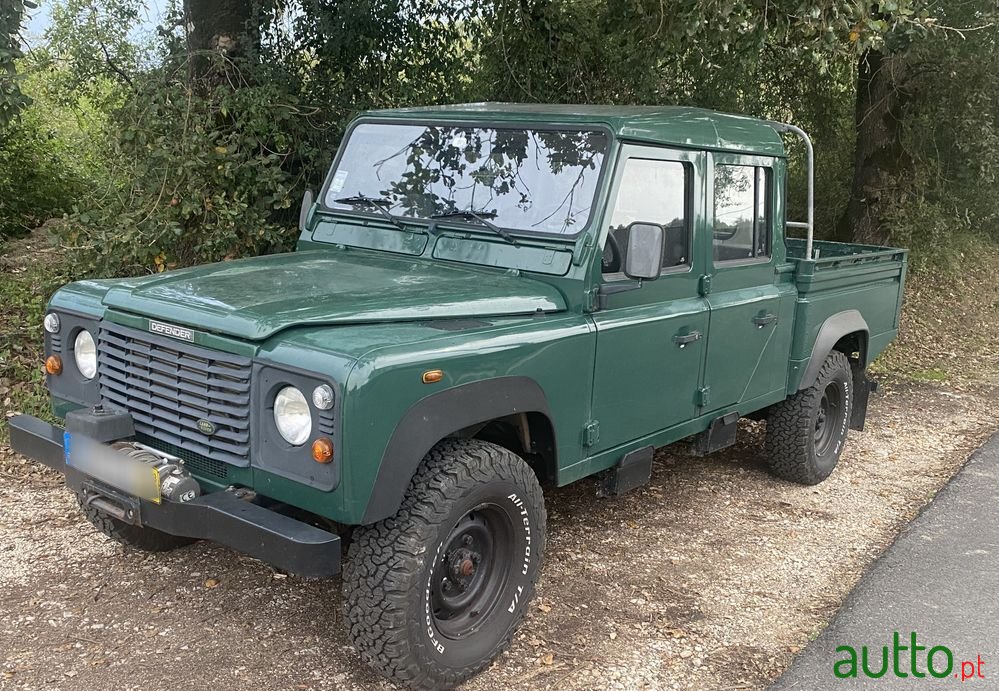 2003' Land Rover Defender 130 Cd 2.5 Td5 E photo #1