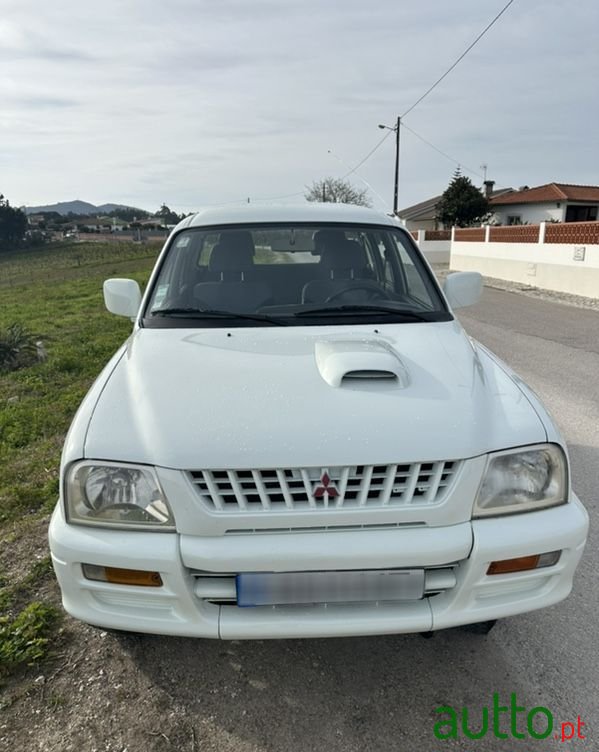1999' Mitsubishi L200 photo #2