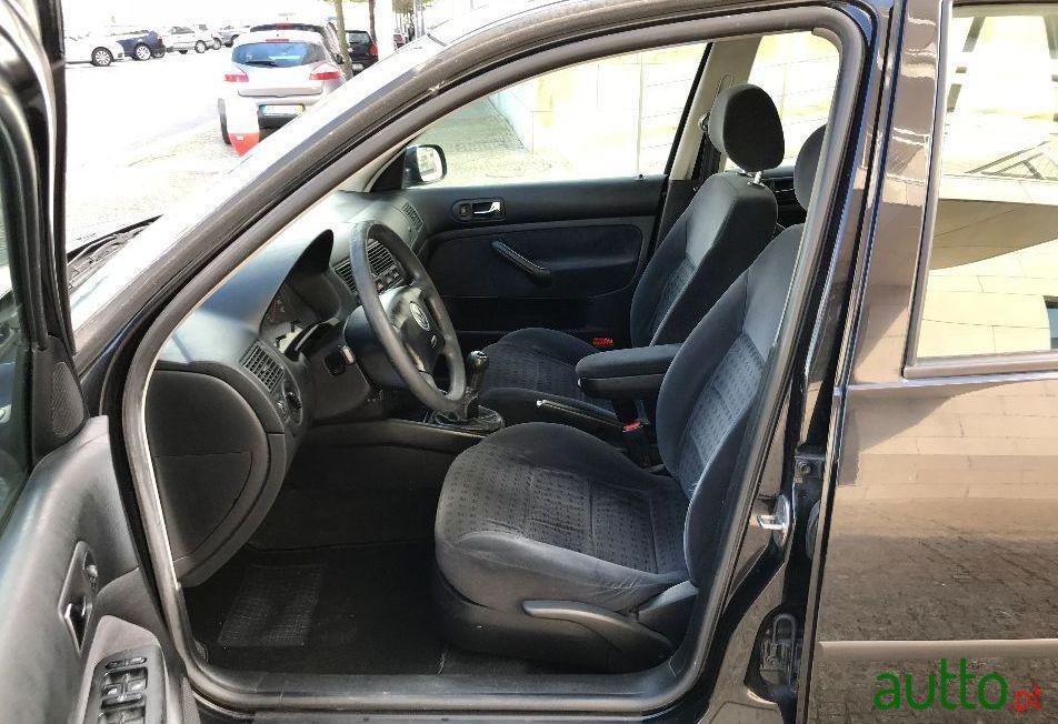 2000' Volkswagen Golf Iv 1.4 Confort photo #2