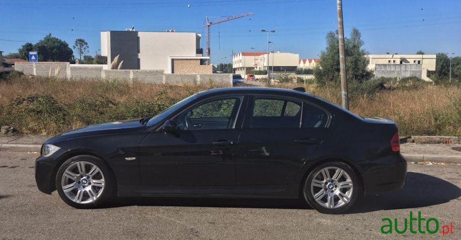 2006' BMW 330 E90 Pack M photo #1