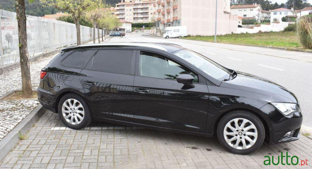 2016' SEAT Leon St photo #1