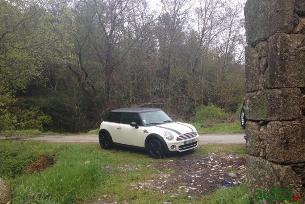 2008' MINI Cooper D photo #2