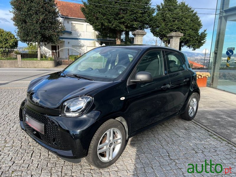 2022' Smart Forfour Eq Passion photo #2