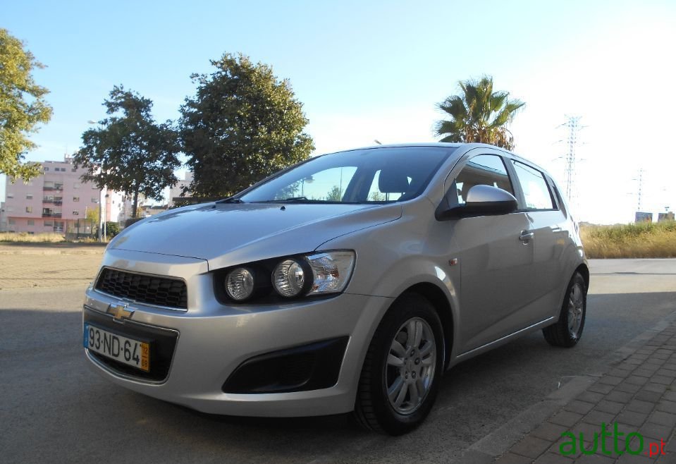 2012' Chevrolet Aveo photo #1
