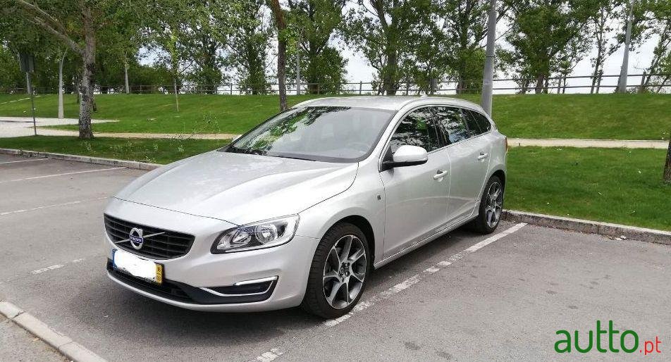 2016' Volvo V60 Ocean Race photo #1