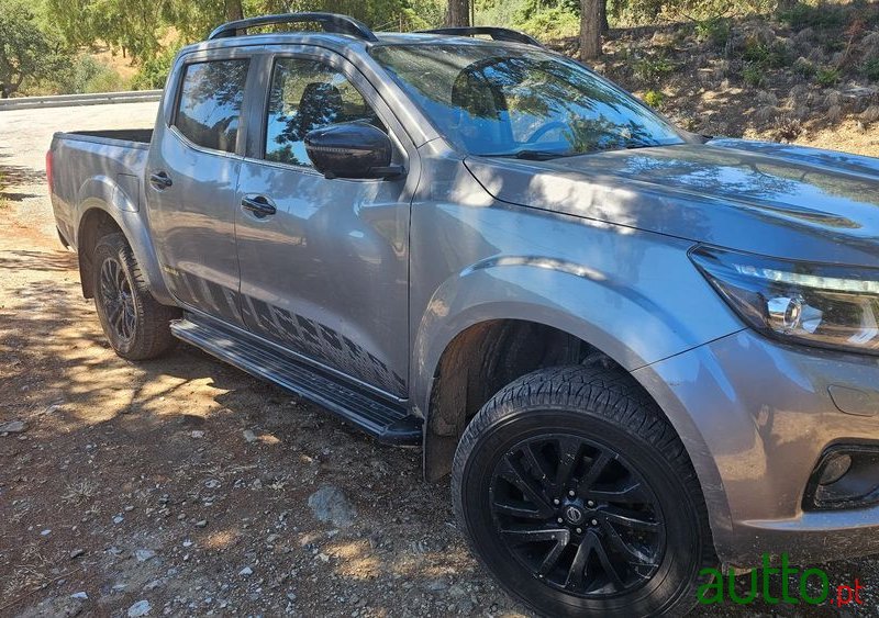 2019' Nissan Navara photo #3