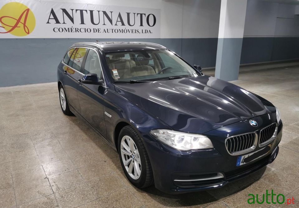 2015' BMW 520 photo #3