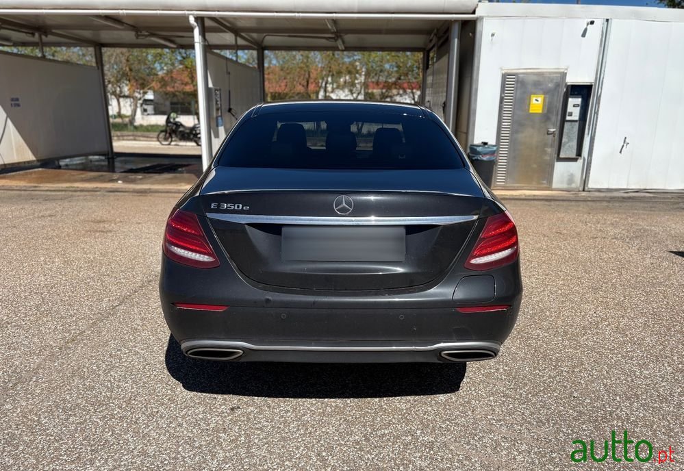 2017' Mercedes-Benz Classe E photo #4