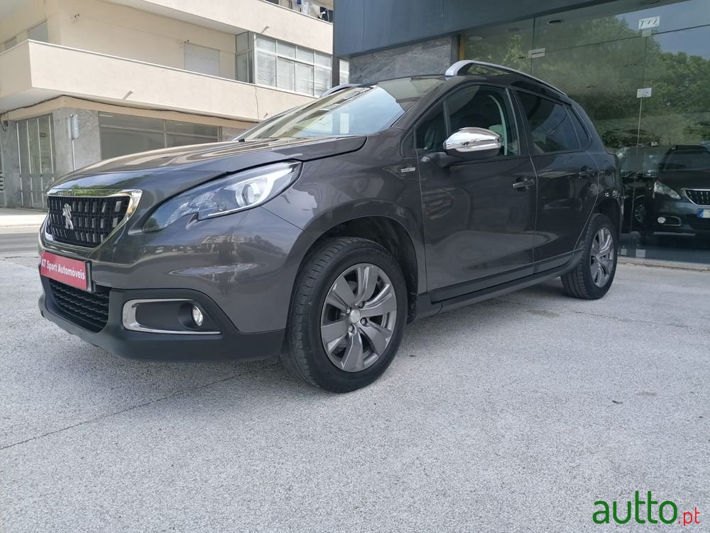 2018' Peugeot 2008 photo #3