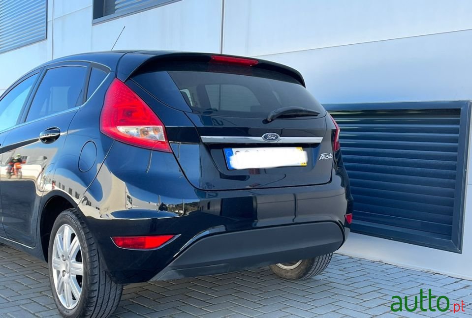 2008' Ford Fiesta photo #3