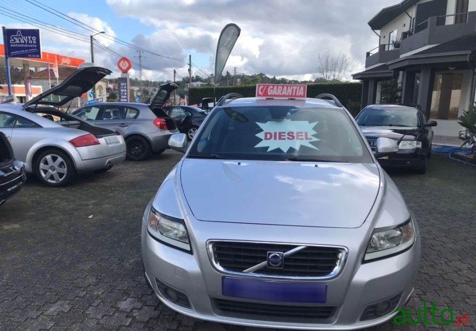 2009' Volvo V50 1.6 D Drive photo #2