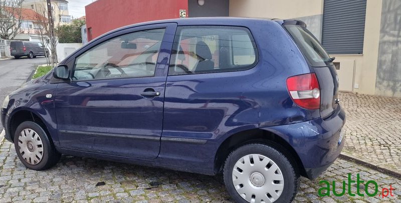 2006' Volkswagen Fox photo #3