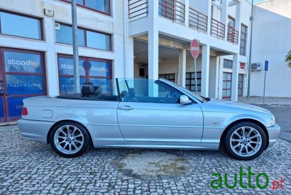 2002' BMW 318 photo #3