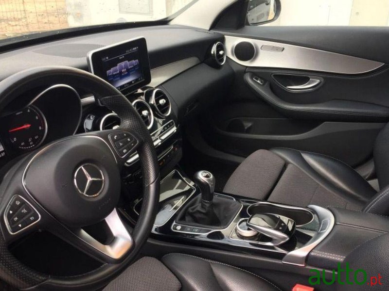 2015' Mercedes-Benz C-200 photo #4