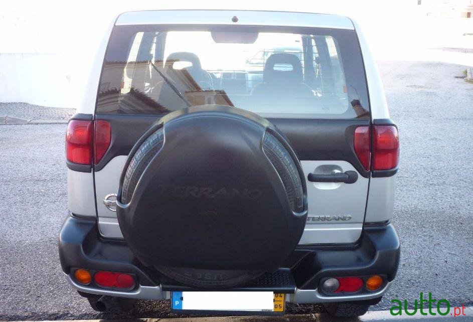 2004' Nissan Terrano Ii photo #2