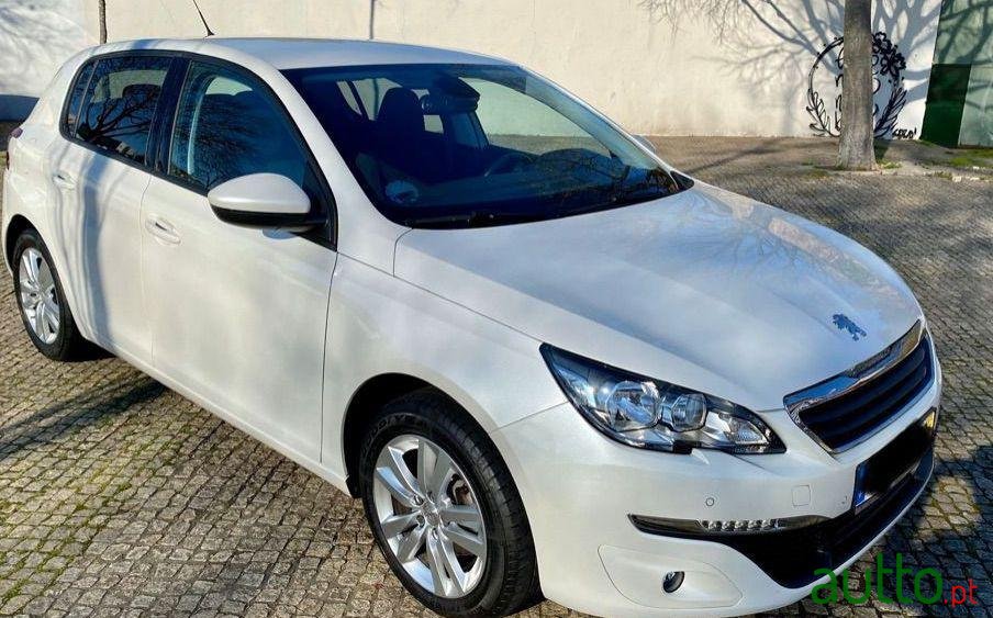 2016' Peugeot 308 photo #1