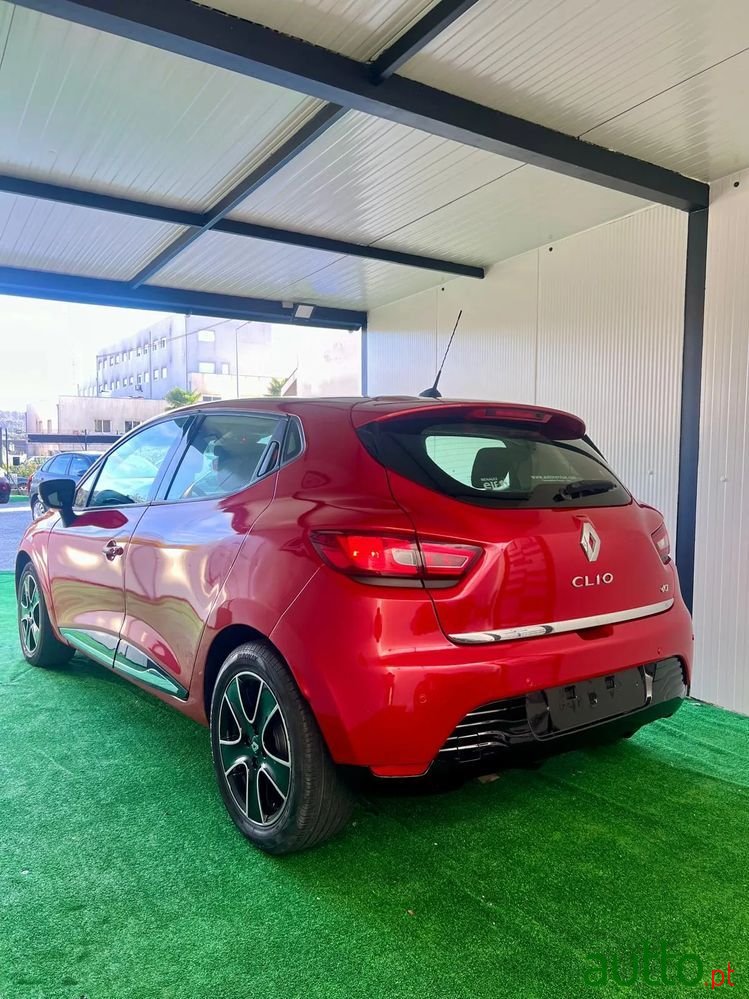 2013' Renault Clio 1.5 Dci Dynamique S photo #3