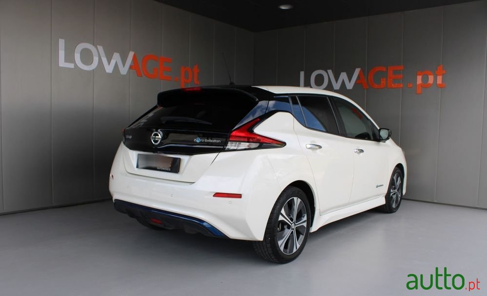 2021' Nissan Leaf Tekna photo #3