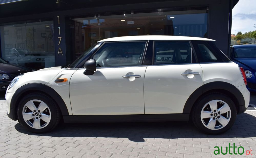 2015' MINI One D photo #2