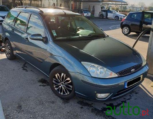 2003' Ford Focus Sw photo #3