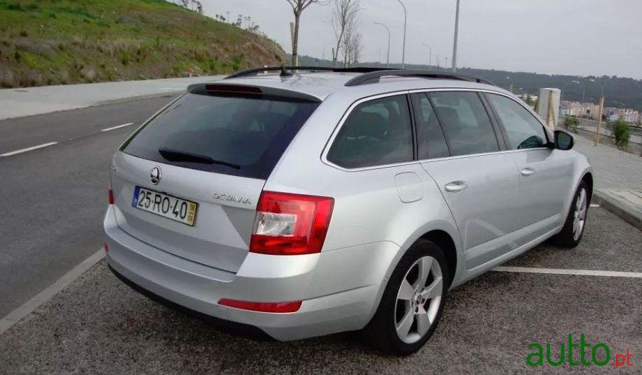 2016' Skoda Octavia Break photo #1