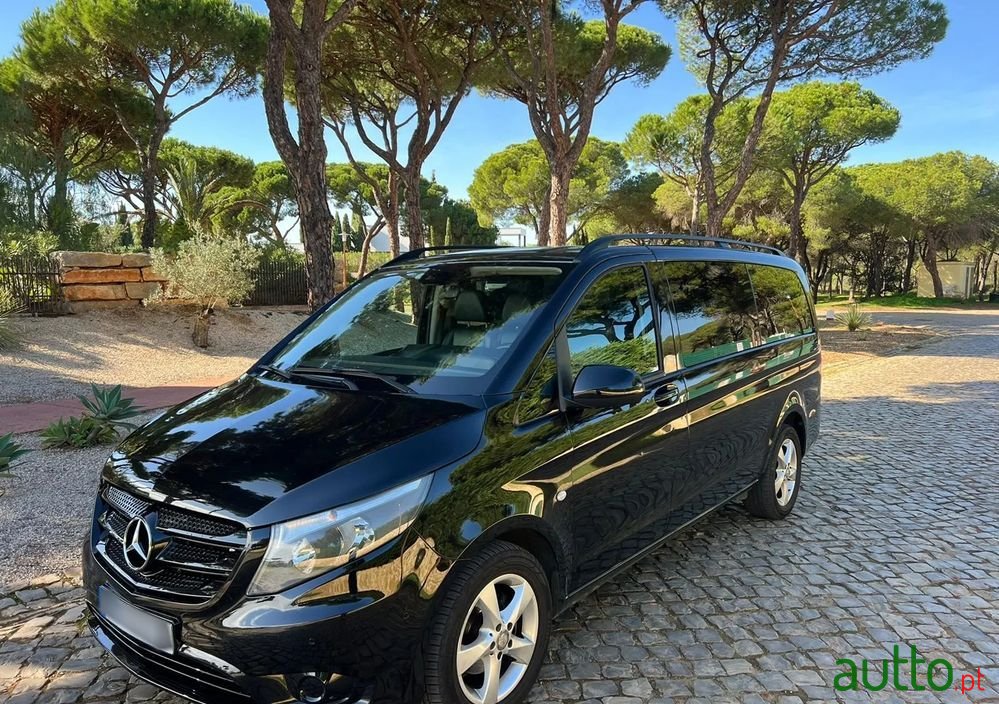 2015' Mercedes-Benz Vito photo #1