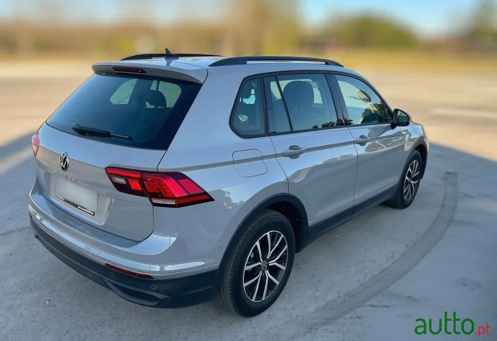 2020' Volkswagen Tiguan 1.5 Tsi Life photo #6