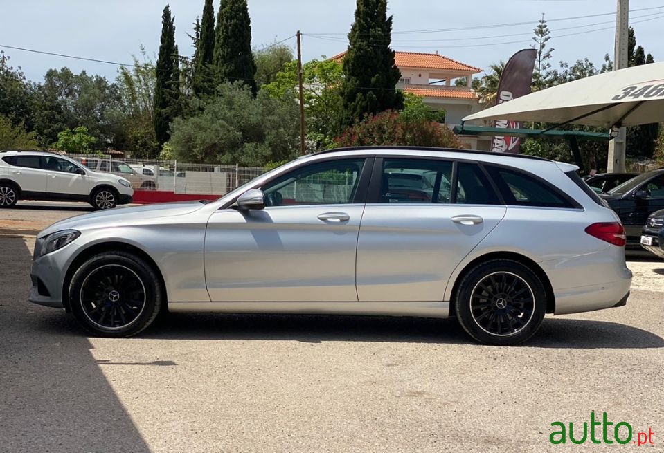 2014' Mercedes-Benz C-220 photo #4