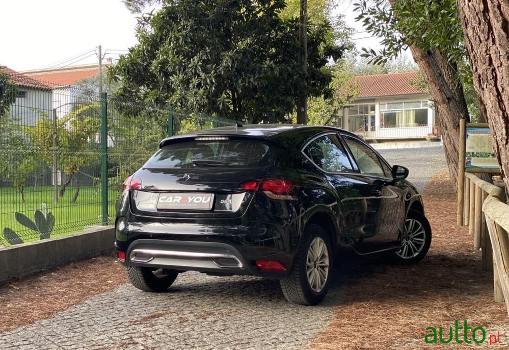 2018' DS Automobiles Ds4 photo #3