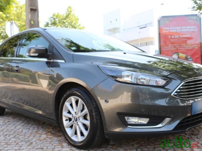 2015' Ford Focus 1.0 Scti Titanium photo #1
