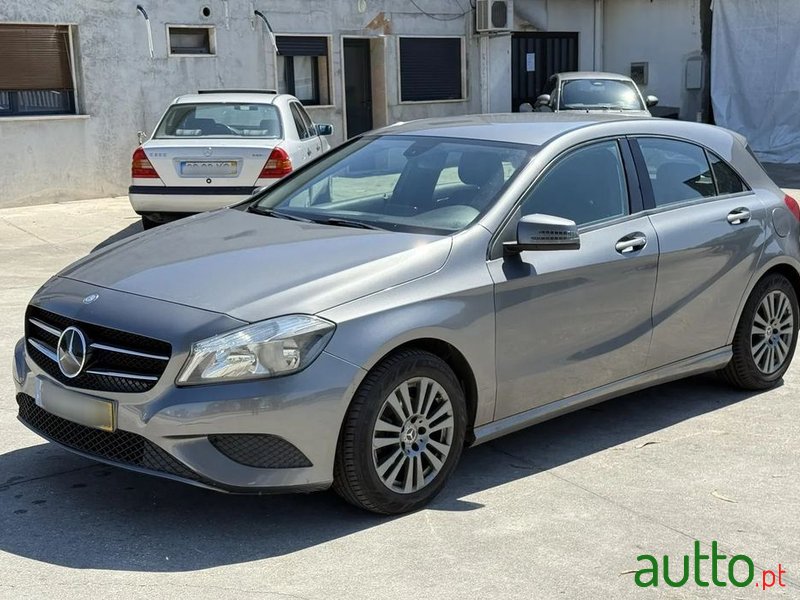 2015' Mercedes-Benz 180 photo #1